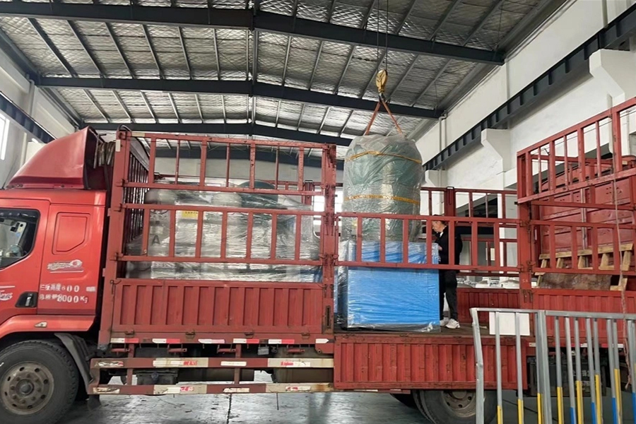 Entrega de generador de nitrógeno para el campo petrolero